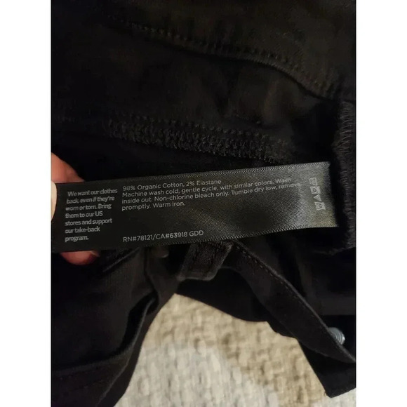 Eileen Fisher High Rise Slim Jeans in Black - Picture 9 of 9